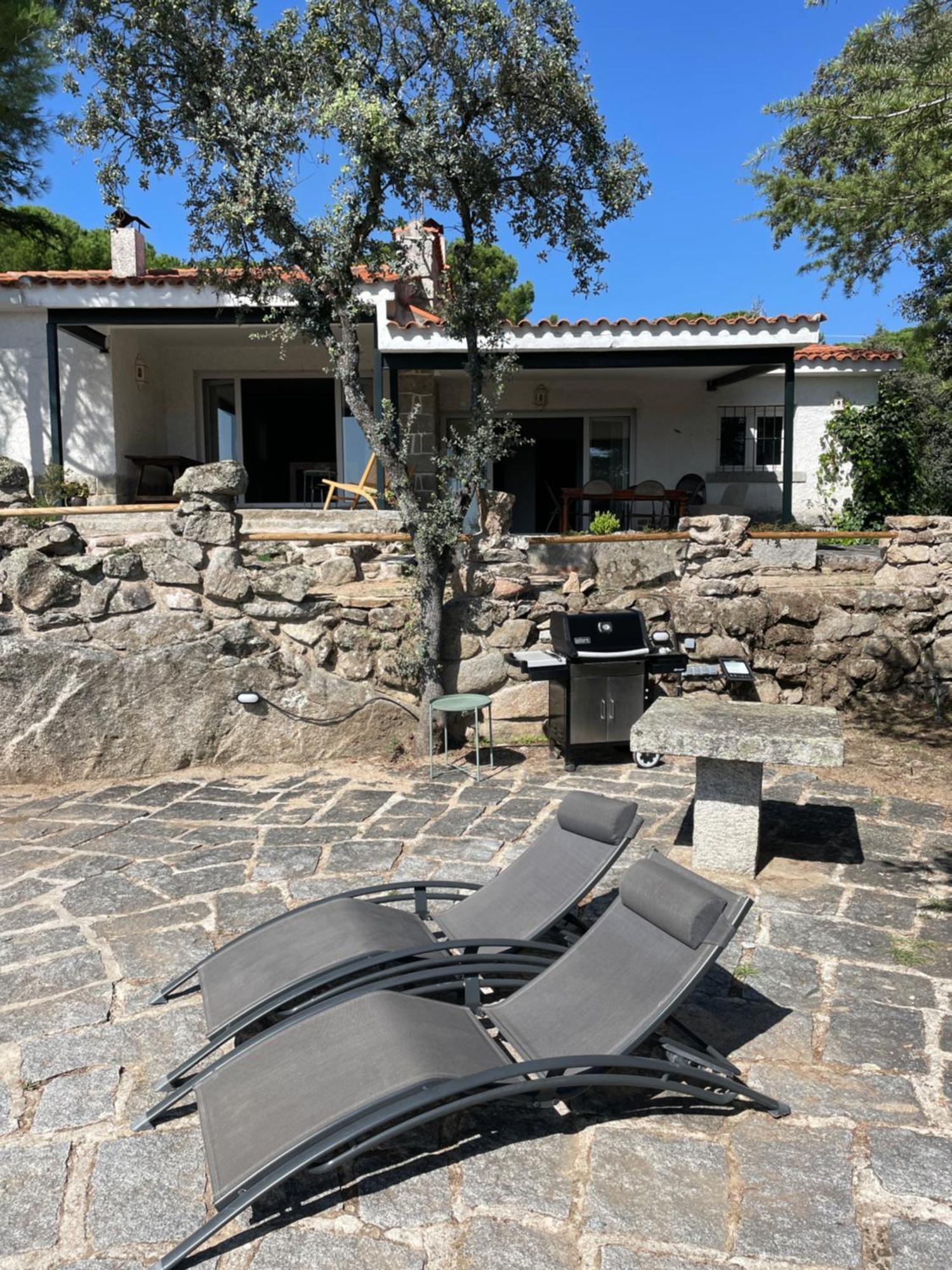 Chalet Con Piscina En Torrelodones Bagian luar foto
